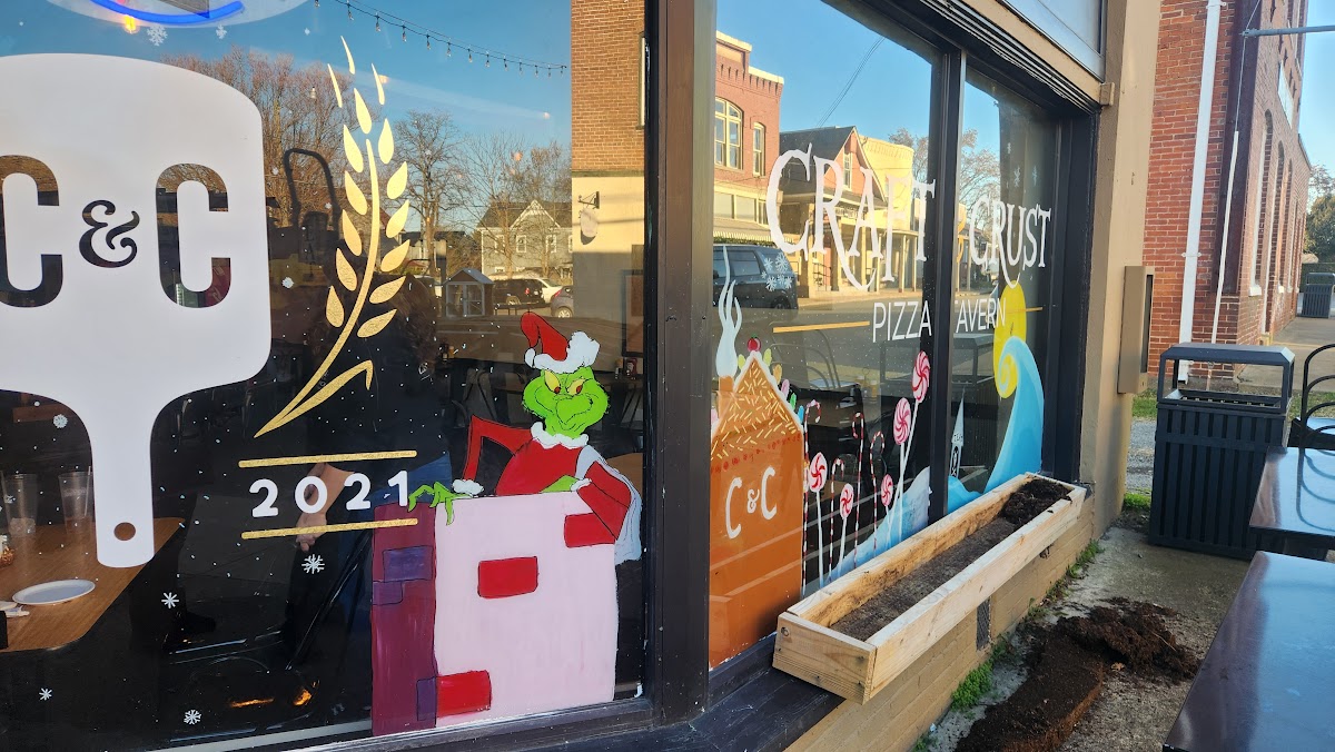 Craft & Crust Pizza Tavern